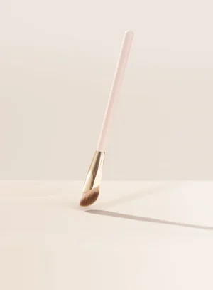 Liquid Touch Concealer Brush