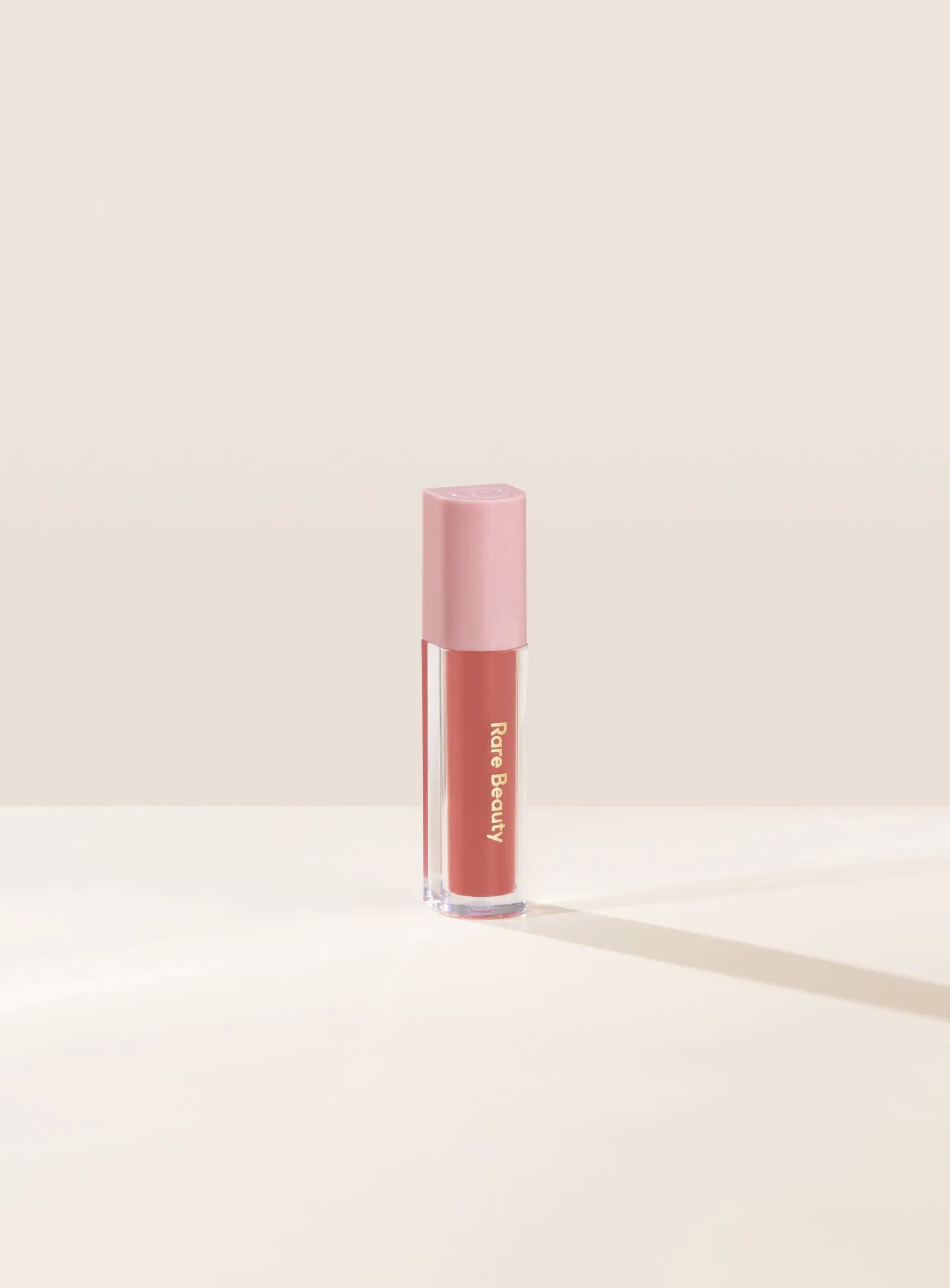 Liquid-Eyeshadow-NearlyApricot-SKU.webp